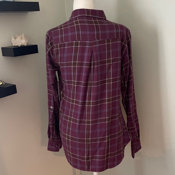 Tasha Polizzi Plum Flannel snap shirt, M - Picture 5 of 7